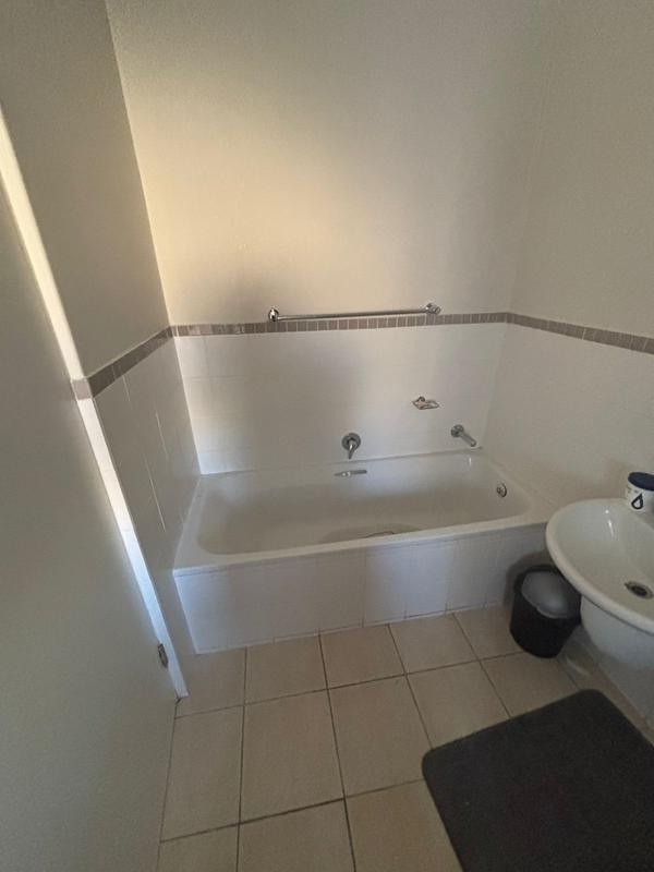 To Let 2 Bedroom Property for Rent in La Colline Western Cape